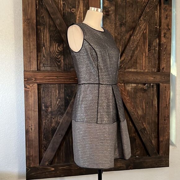 Cynthia Steffe Silver Metallic Tweed Fit and Flare Cocktail Dress - Picture 5 of 10